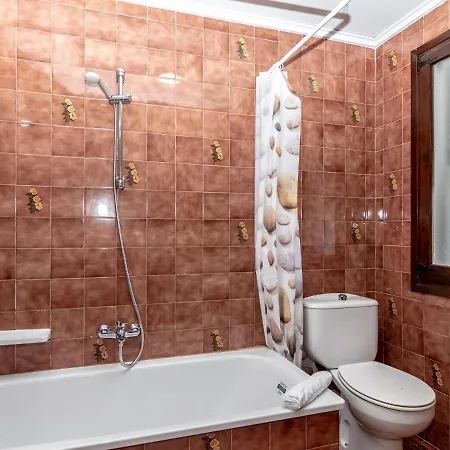 Chalet Adosado Con Parcela Propia. Wifi Gratis. * Dénia